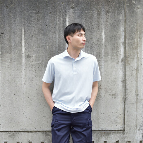 【日本製】 ポロシャツ メンズ 半袖 ビジネスカジュアル 形態安定 ストレッチ ワイドカラー ヘアラインストライプ サックス(SPKB24-072-sa)